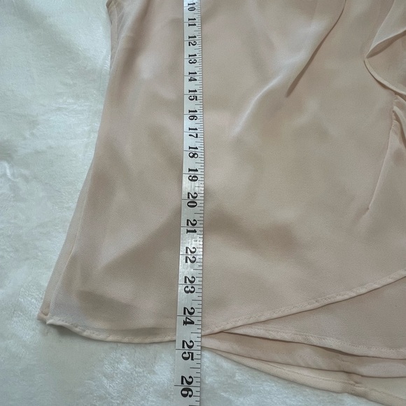 GAP Elegant Cream Sleeveless Top. #09 - Picture 6 of 6